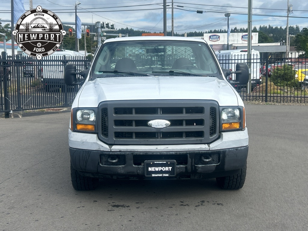 Used 2005 Ford F-350 Super Duty XLT with VIN 1FTWX30585EB07231 for sale in Newport, OR