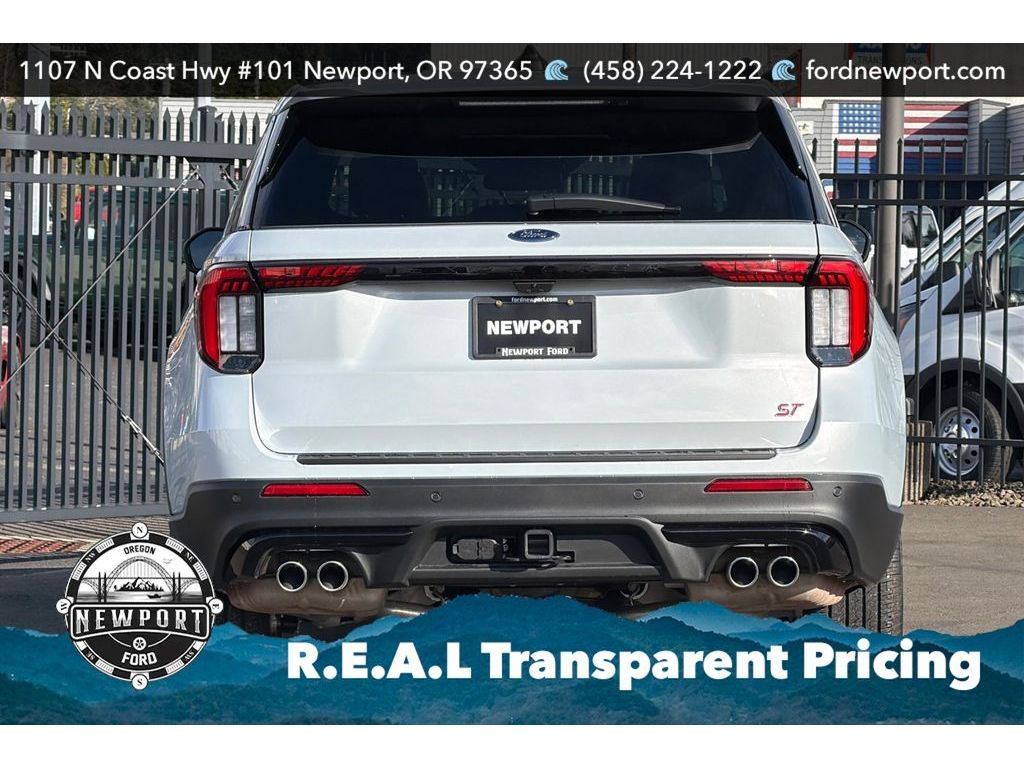 2026 Ford Explorer ST - Photo 6