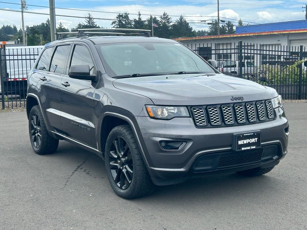 2018 Jeep Grand Cherokee Altitude 4WD's photo