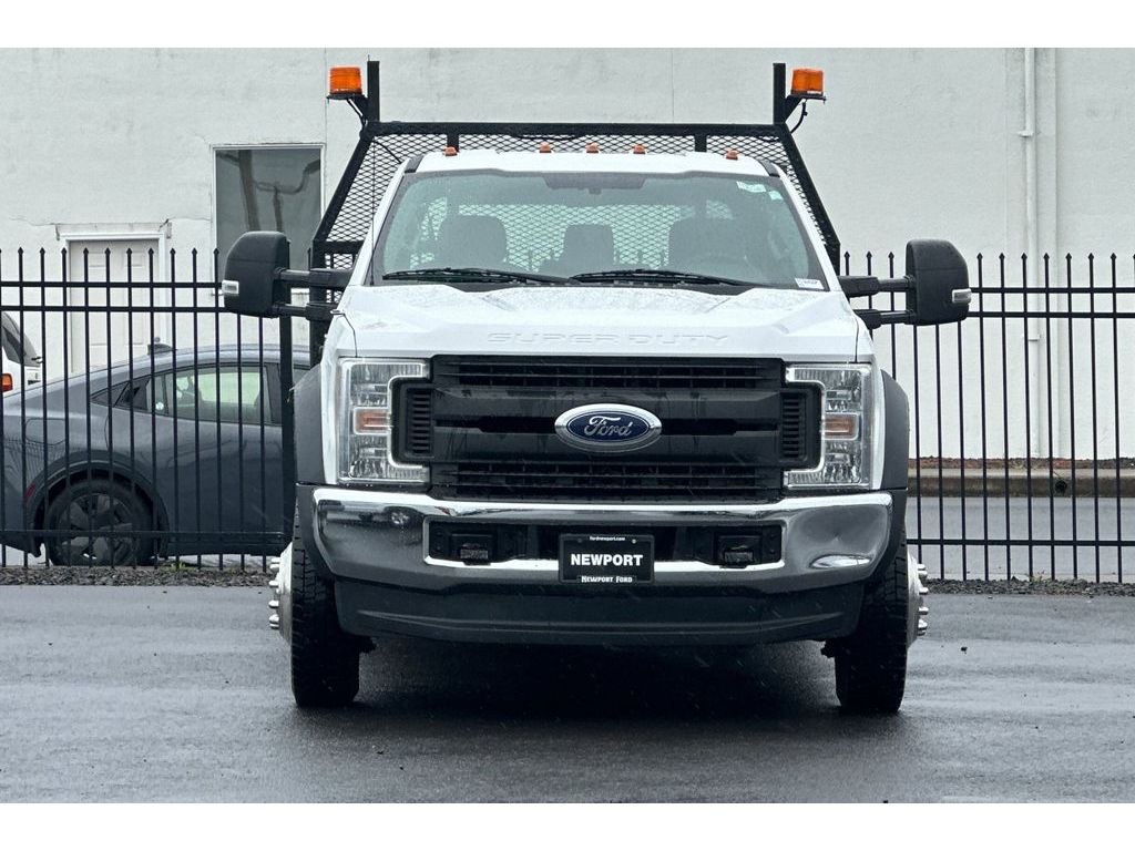2019 Ford F-550 Super Duty Chassis Cab XL - Photo 10