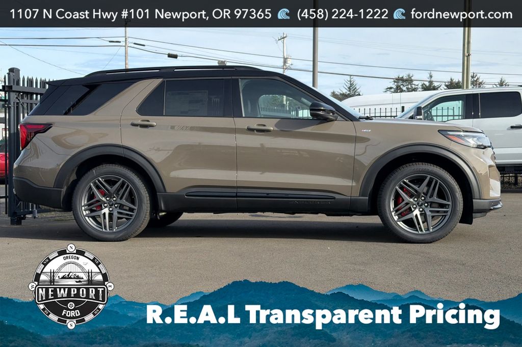 2026 Ford Explorer ST-Line - Photo 2