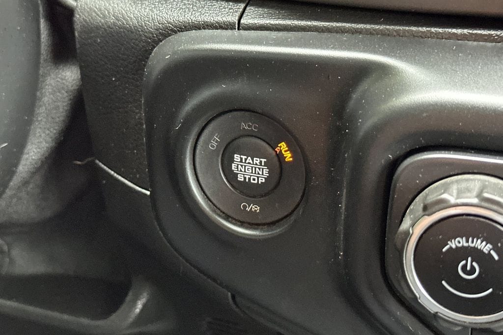 2020 Jeep Gladiator Sport S - Photo 13