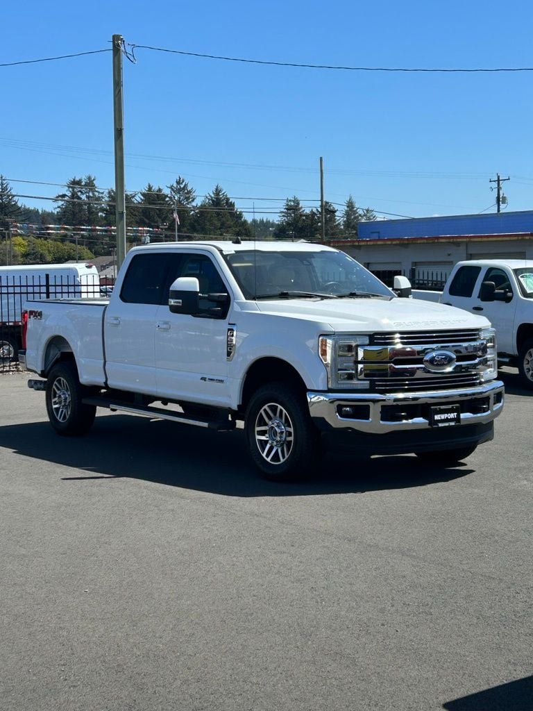 2019 Ford F-250 Lariat 4x4 Crew Cab 6-3/4' Box's photo