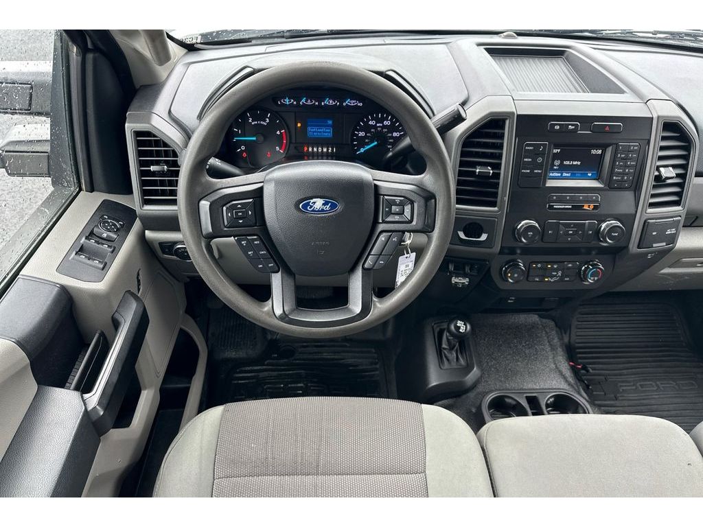 2019 Ford F-550 Super Duty Chassis Cab XL - Photo 14