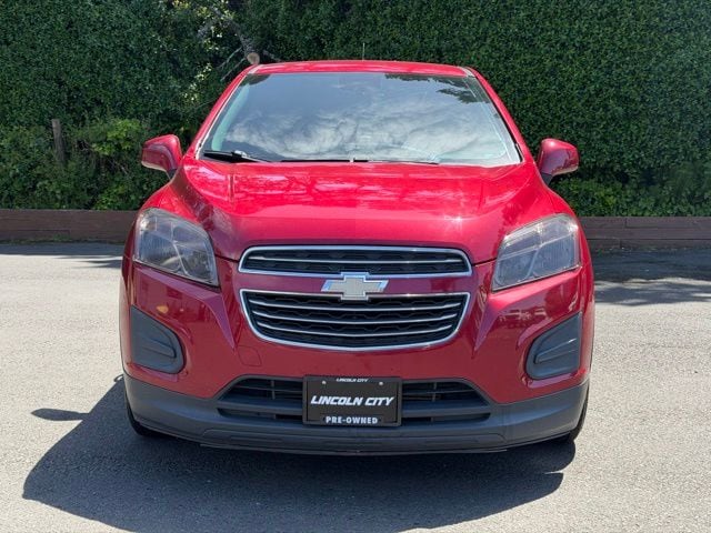 Used 2015 Chevrolet Trax LS with VIN KL7CJKSB6FB099325 for sale in Newport, OR