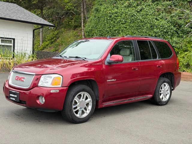 2009 GMC Envoy Denali 4WD's photo