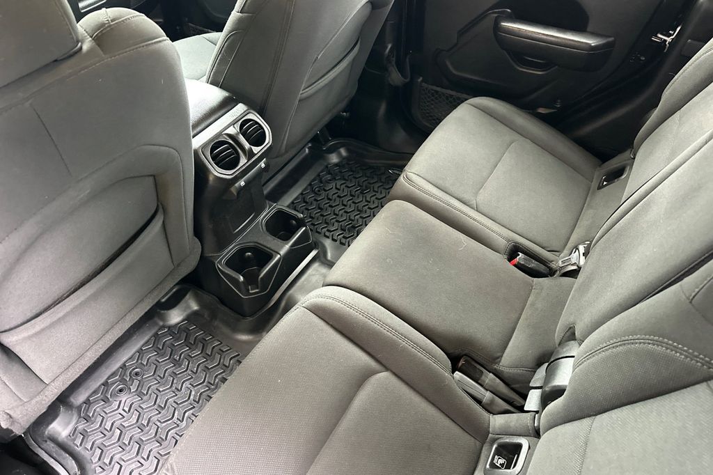 2020 Jeep Gladiator Sport S - Photo 8