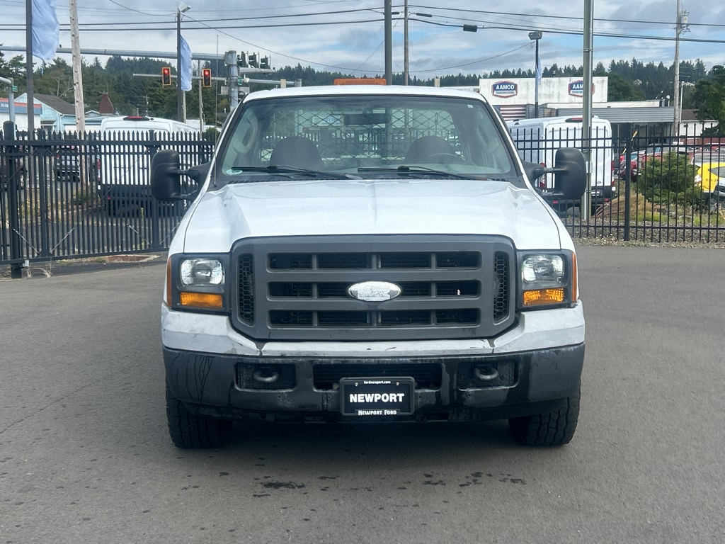Used 2005 Ford F-350 Super Duty XLT with VIN 1FTWX30585EB07231 for sale in Newport, OR