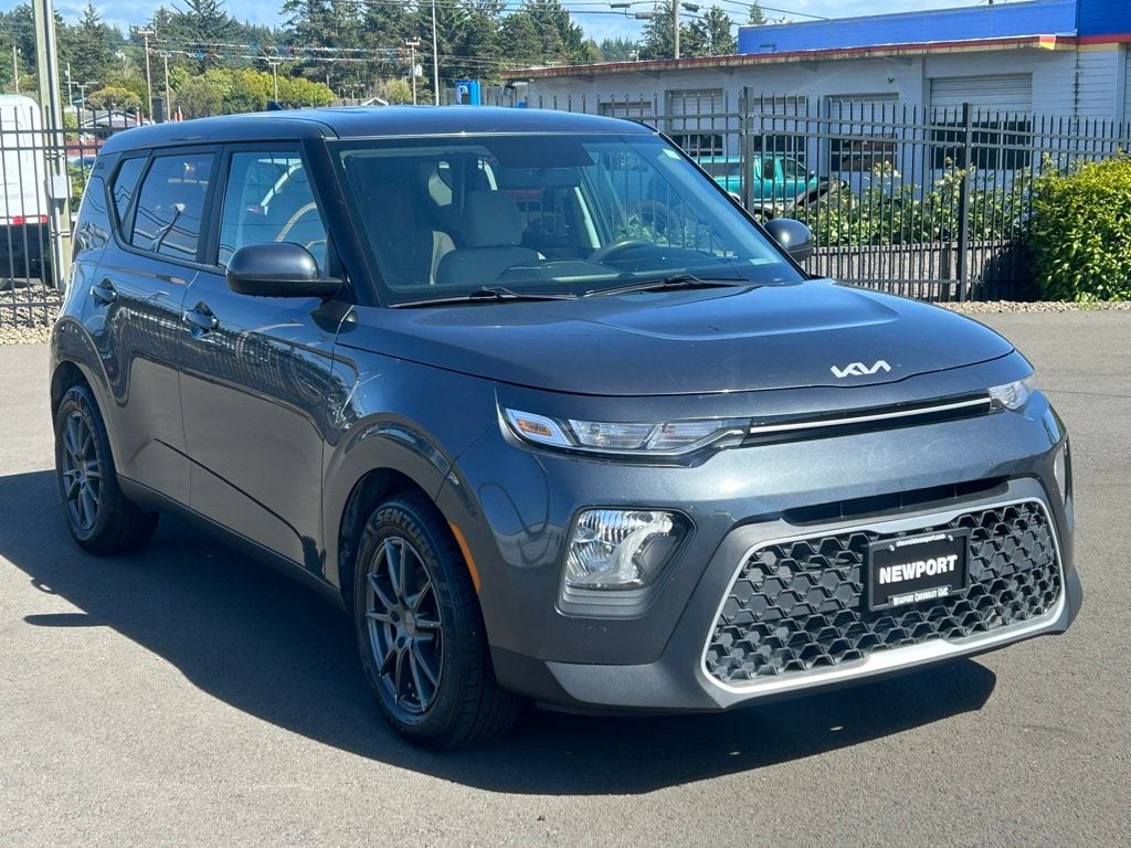 2022 Kia Soul 2.0L LX IVT's photo