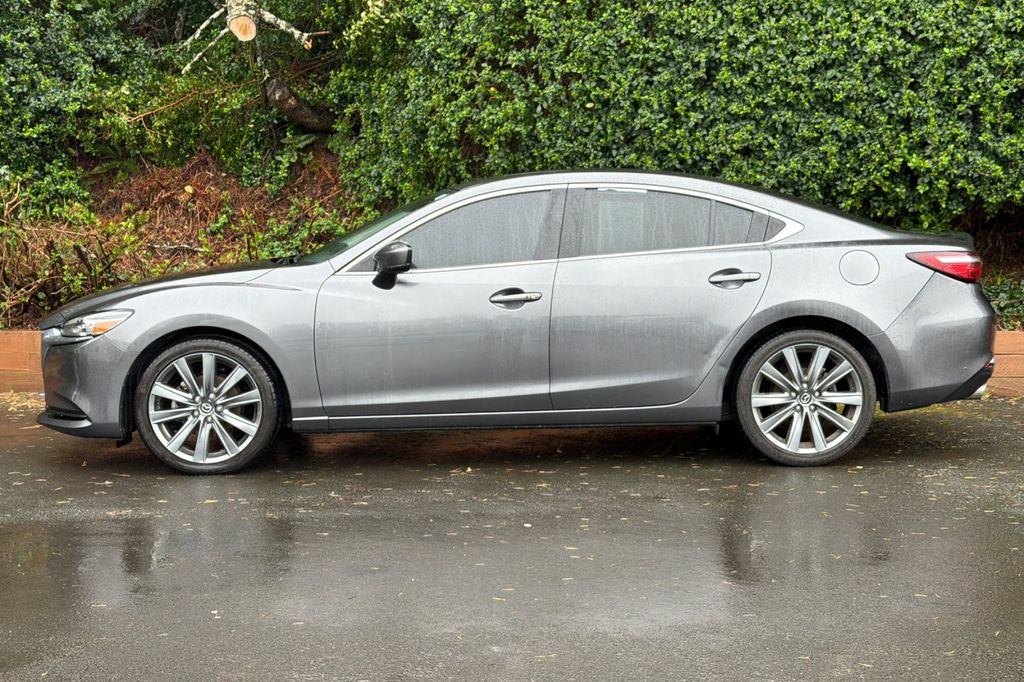 2021 Mazda Mazda6 Touring photo 4