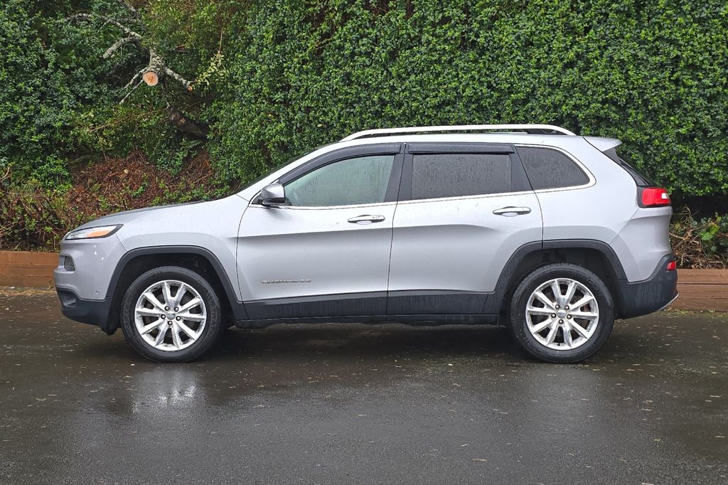 2015 Jeep Cherokee Limited photo 3