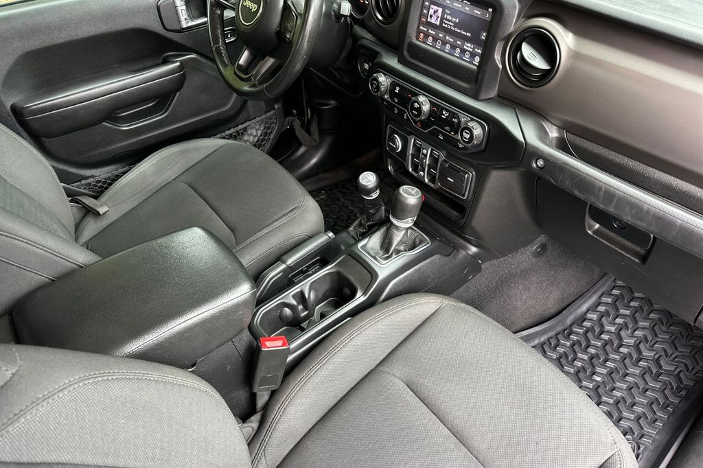 2020 Jeep Gladiator Sport S - Photo 11