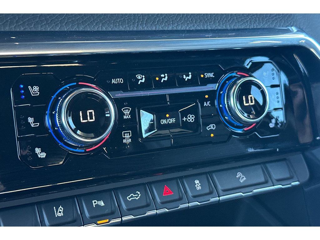 2026 GMC Sierra 3500HD Denali - Photo 16