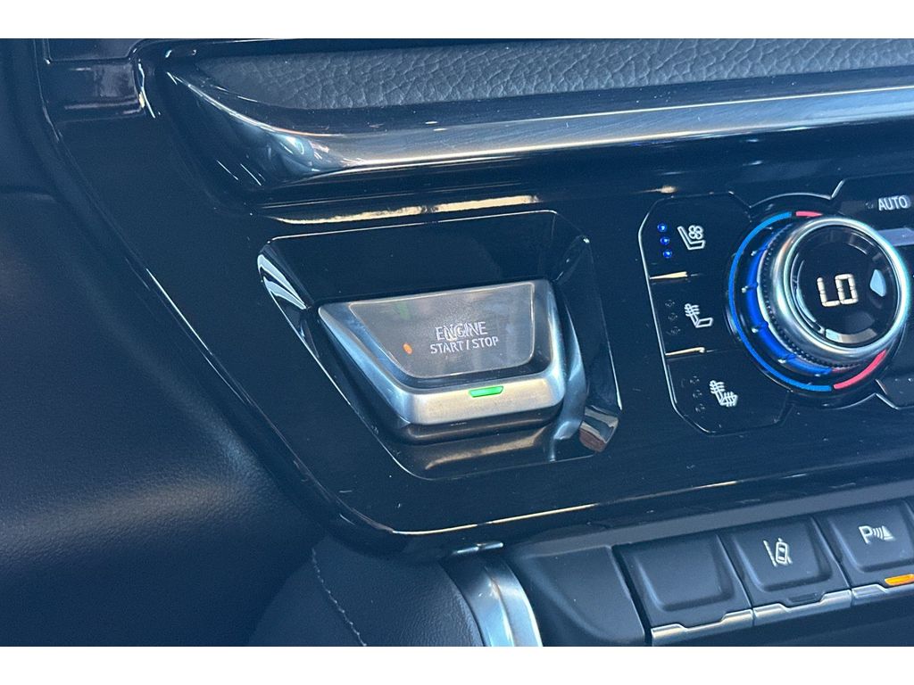 2026 GMC Sierra 3500HD Denali - Photo 18
