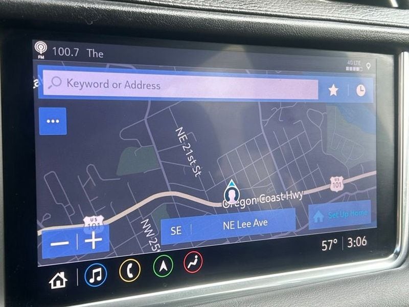 2021 GMC Yukon Denali - Photo 24
