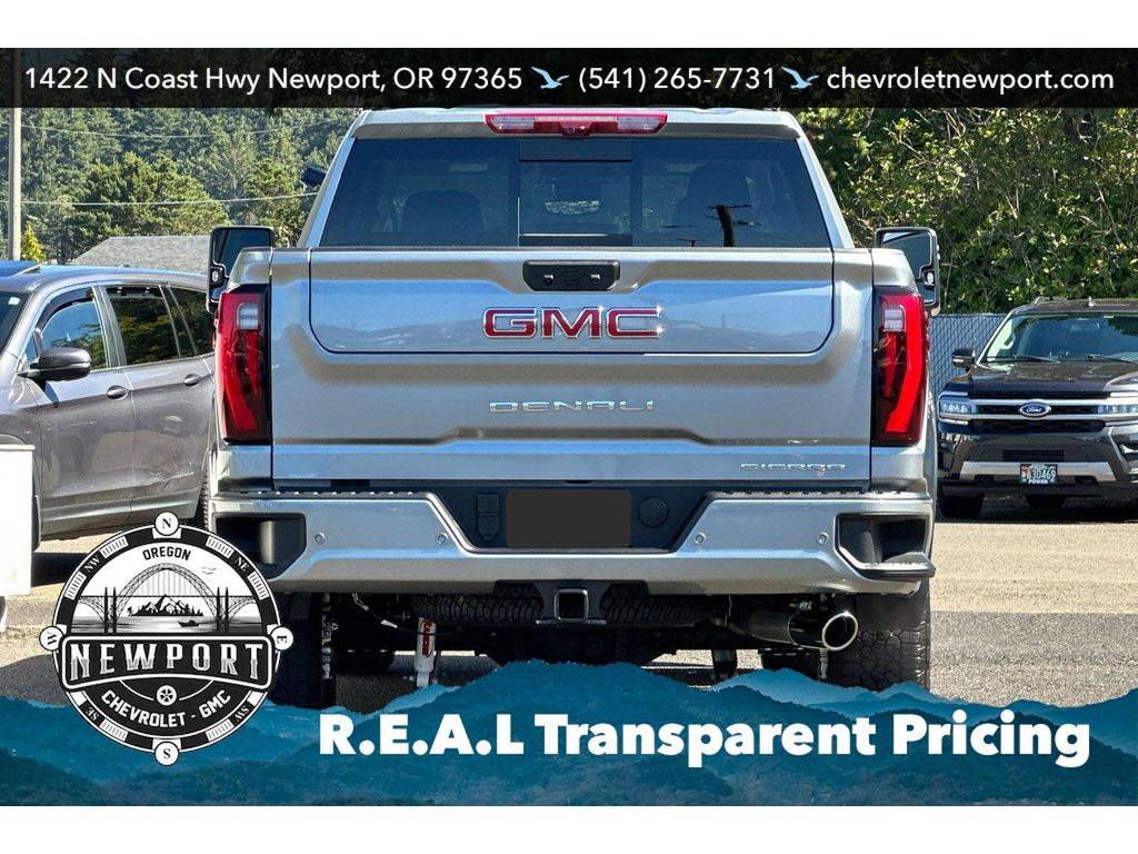 2026 GMC Sierra 3500HD Denali - Photo 5