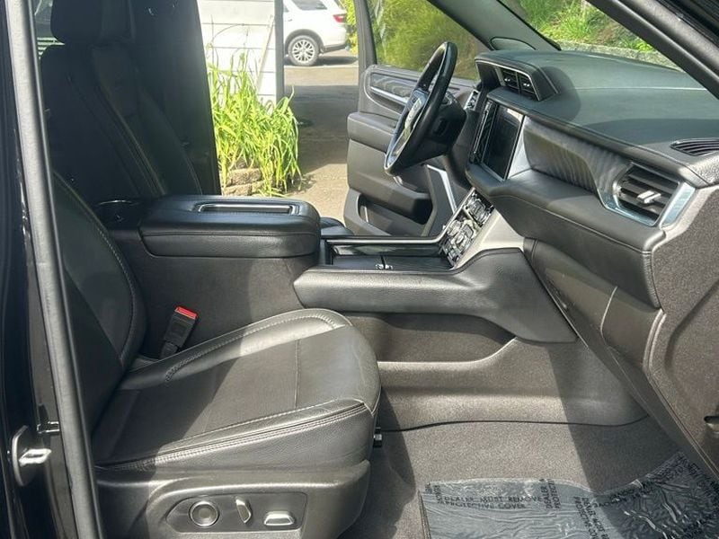 2021 GMC Yukon Denali - Photo 28