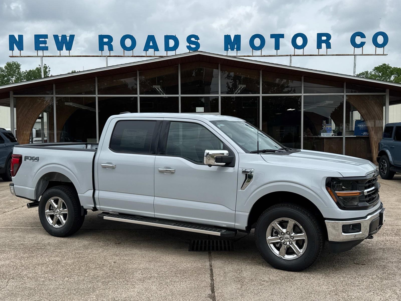 2025 Ford F-150 XLT's photo