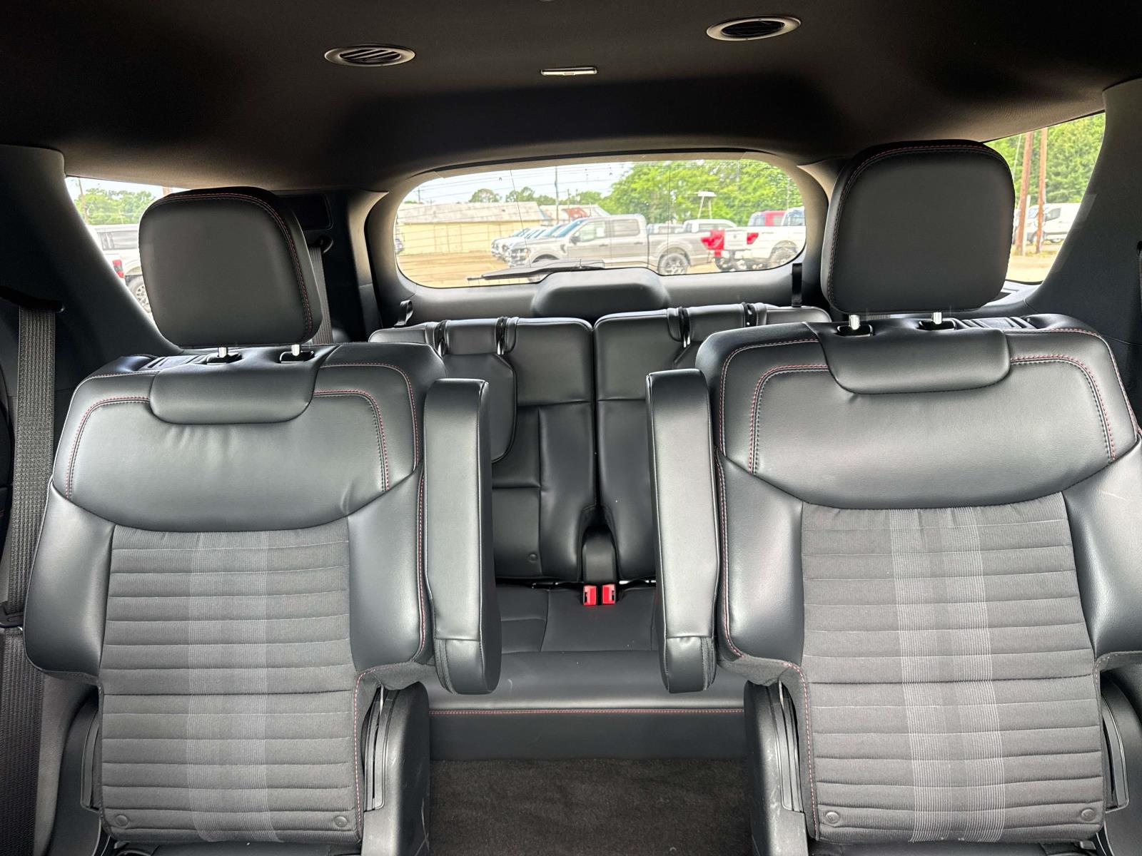 2026 Ford Explorer ST-Line - Photo 7