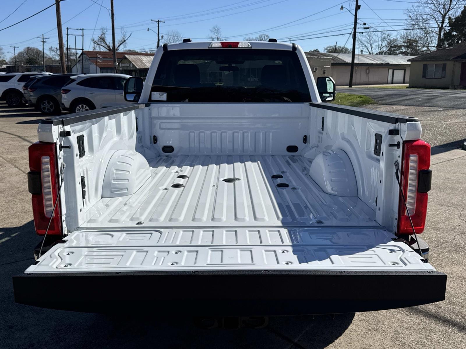 2026 Ford F-350 Super Duty XLT - Photo 6