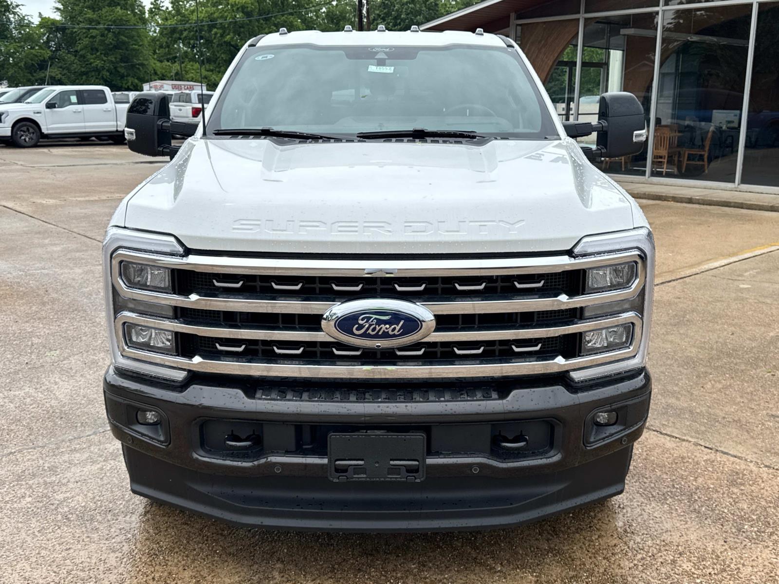 2025 Ford F-250 photo 2