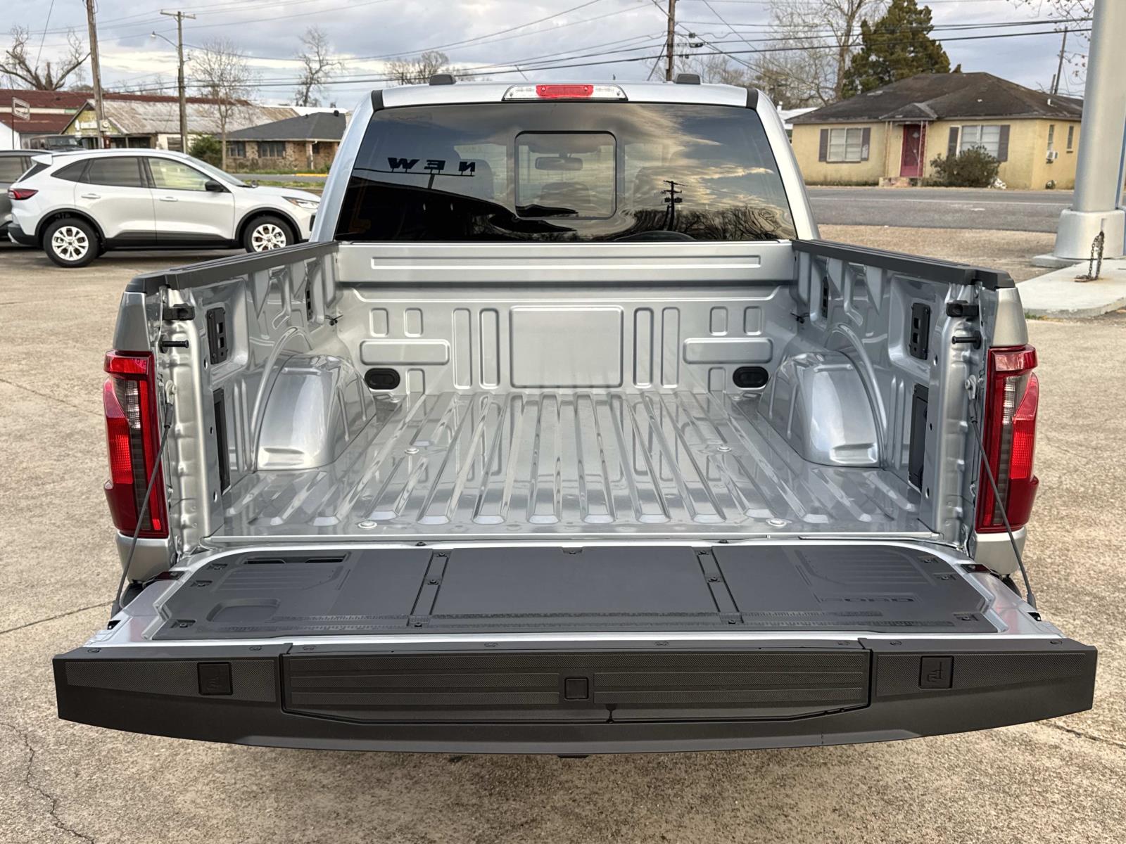 2026 Ford F-150 XLT - Photo 6
