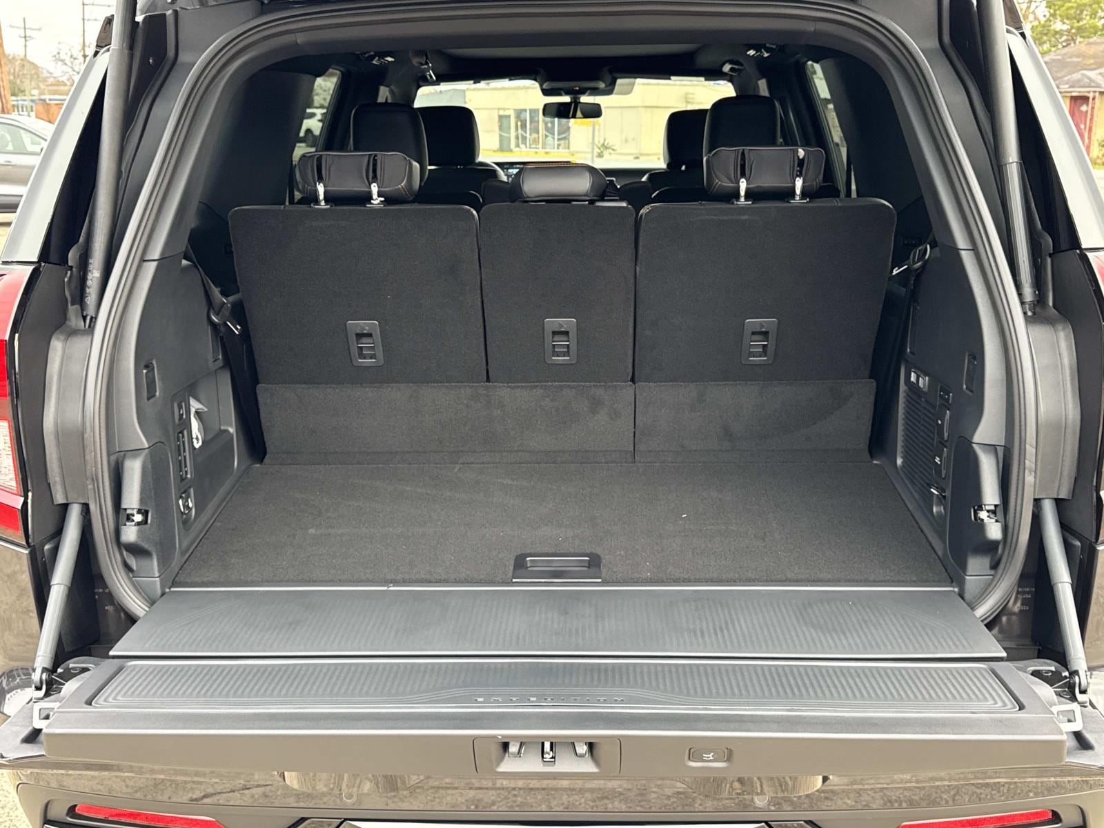2025 Ford Expedition Tremor - Photo 6