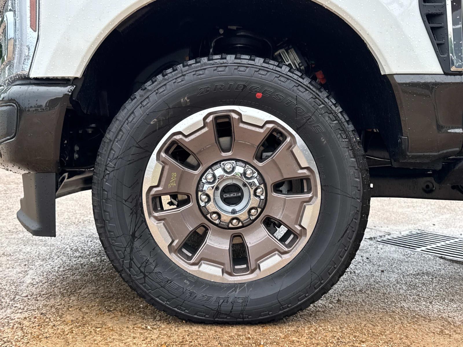 2025 Ford F-250 photo 3