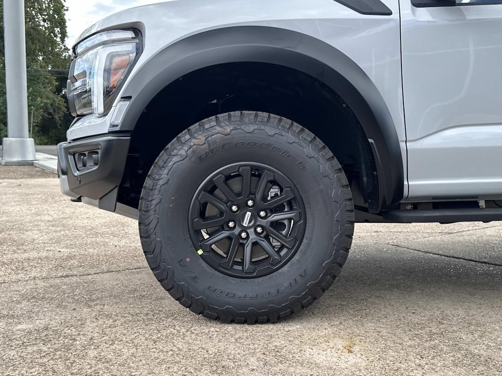 New 2025 Ford F-150 Raptor TRUCK