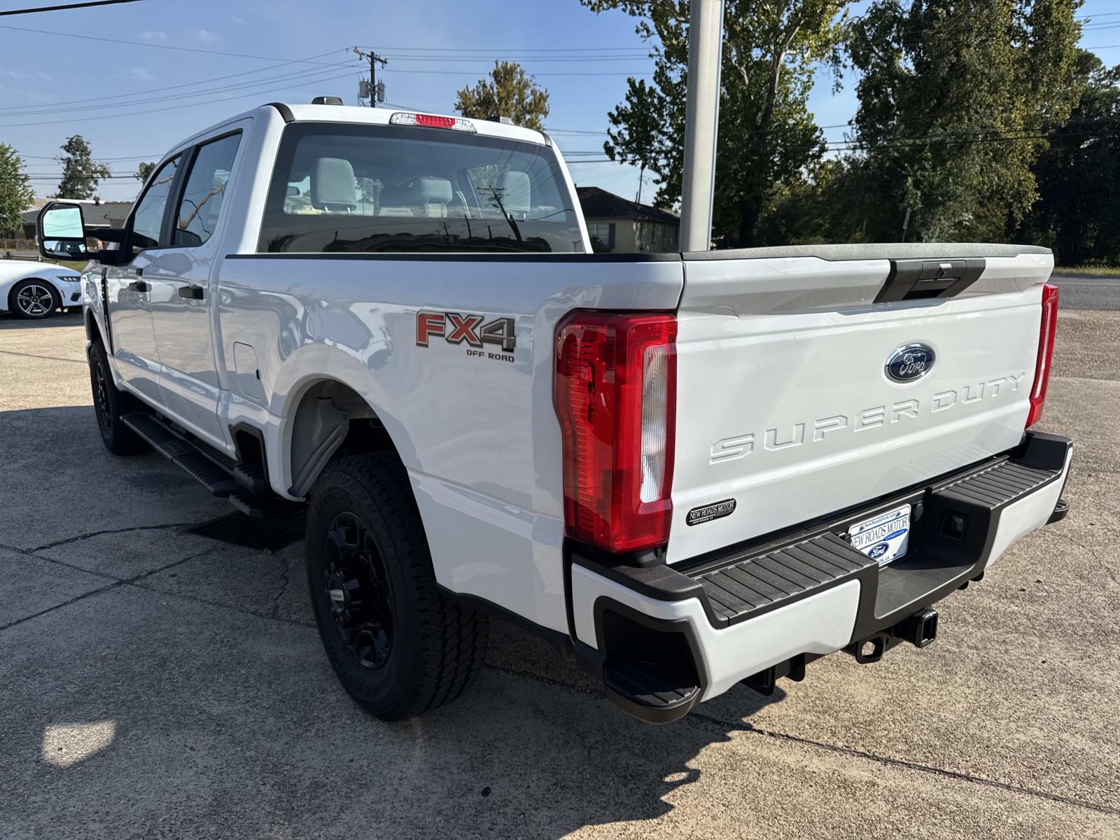 2026 Ford F-250 XL photo 4