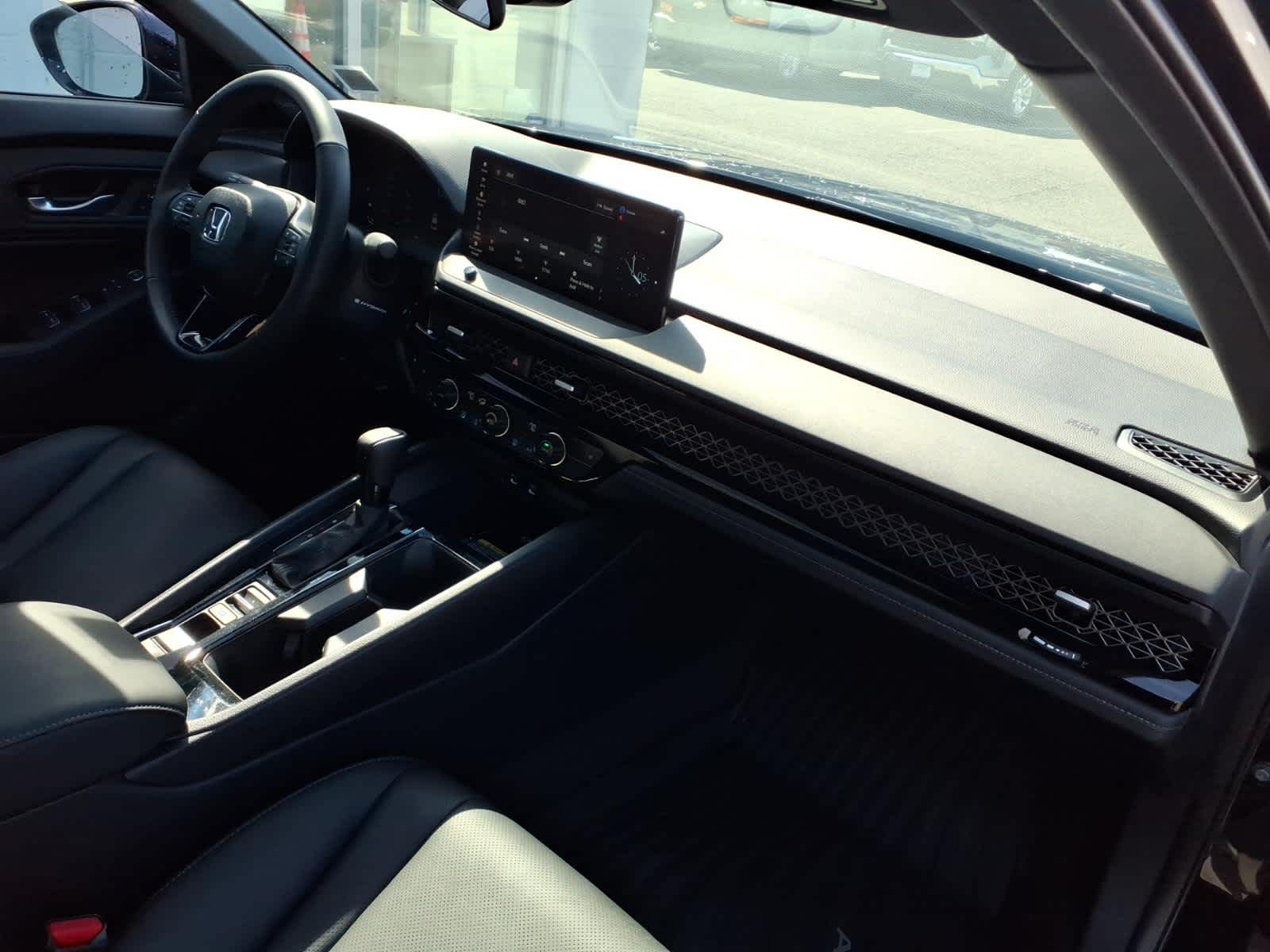 2025 Honda Accord Hybrid Sport-L - Photo 20