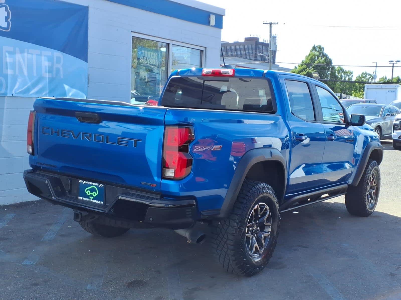 2024 Chevrolet Colorado ZR2 - Photo 6