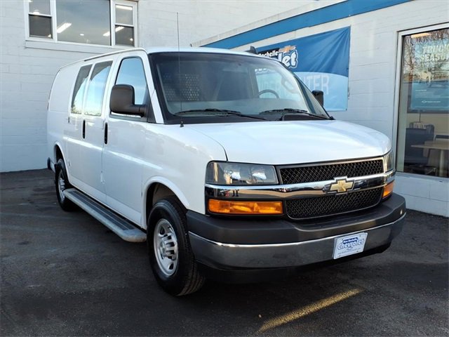 2023 Chevrolet Express Cargo Work Van's photo