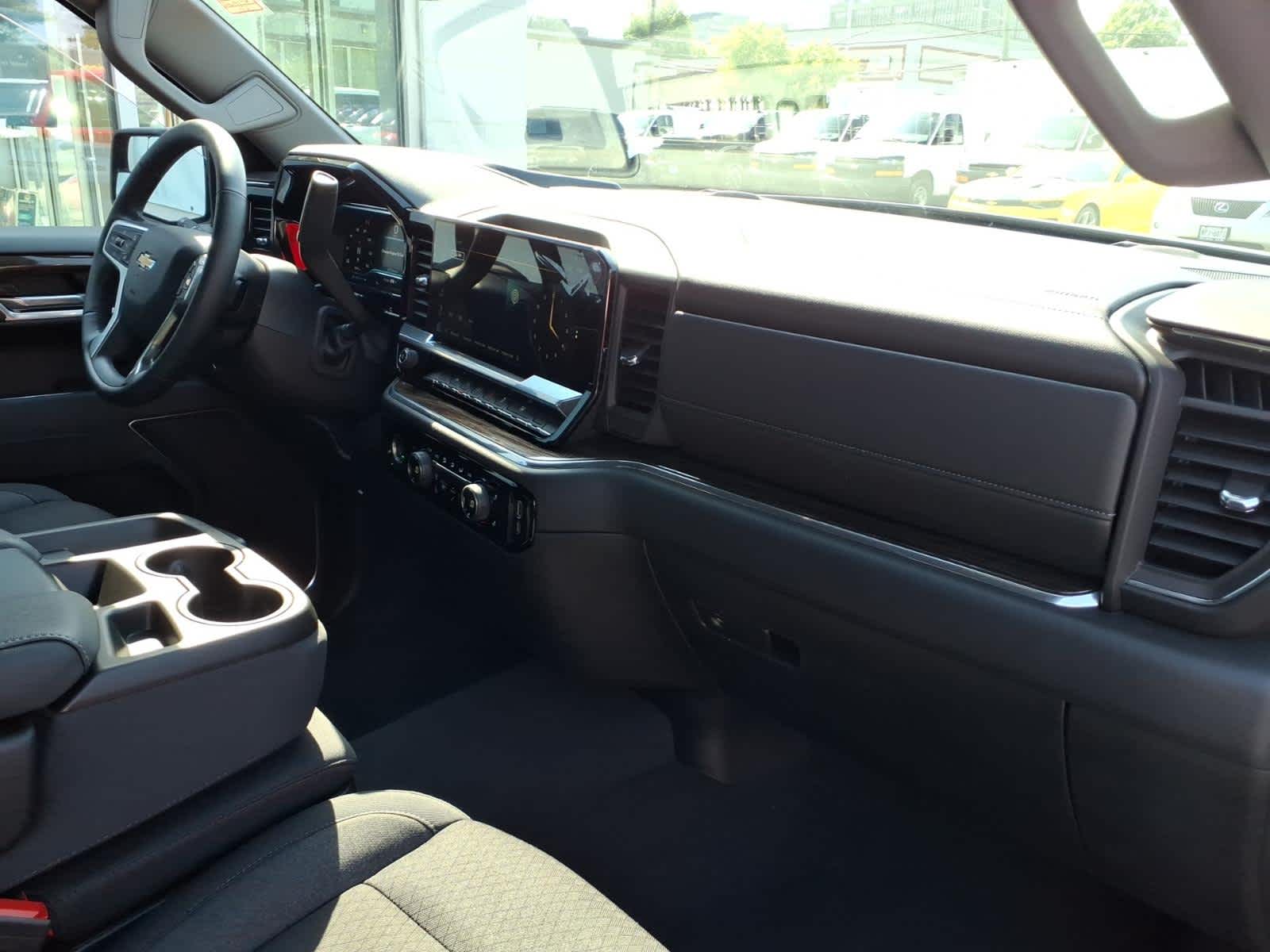 2024 Chevrolet Silverado 1500 LT - Photo 21