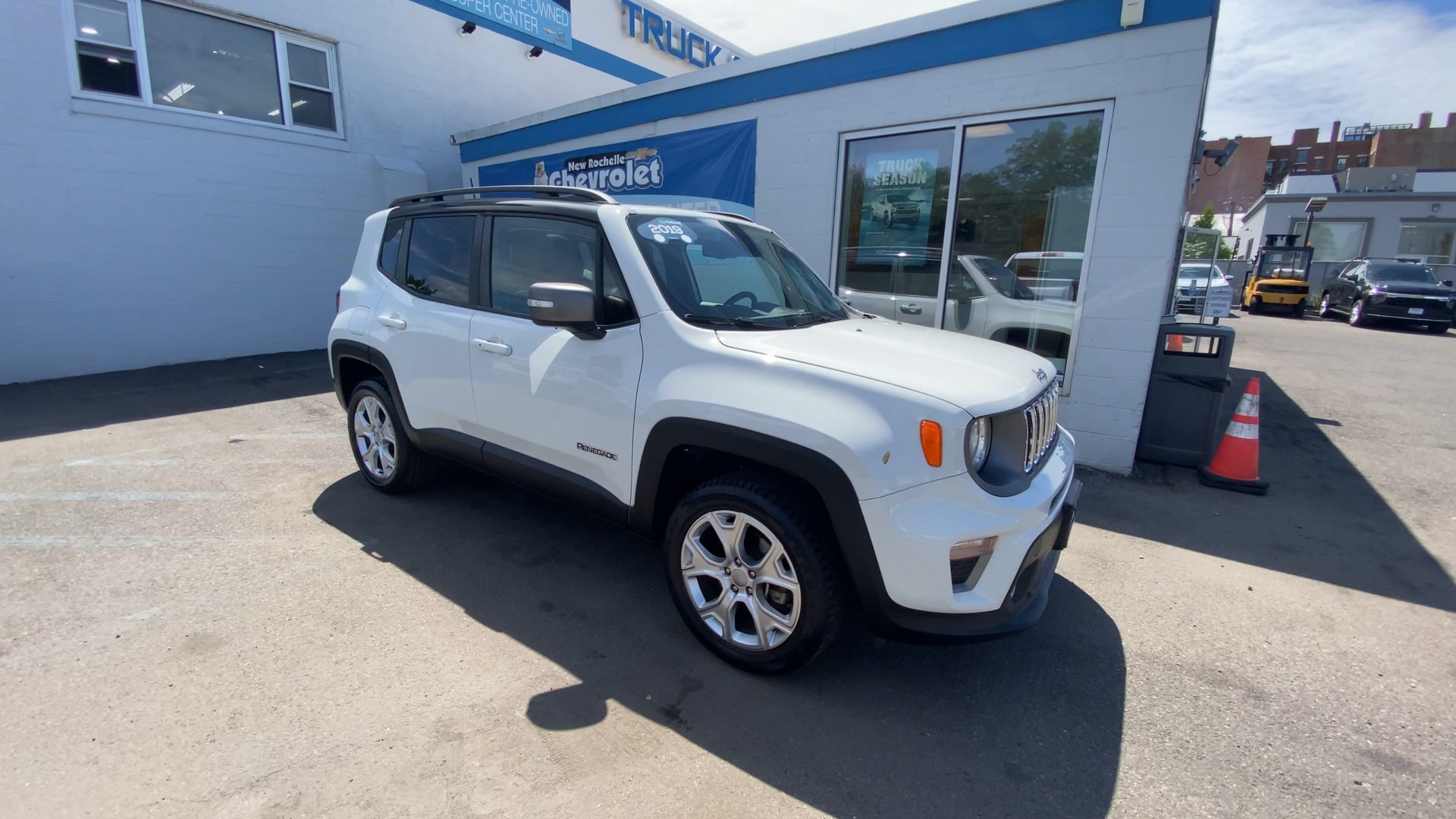 2019 Jeep Renegade Limited photo 2
