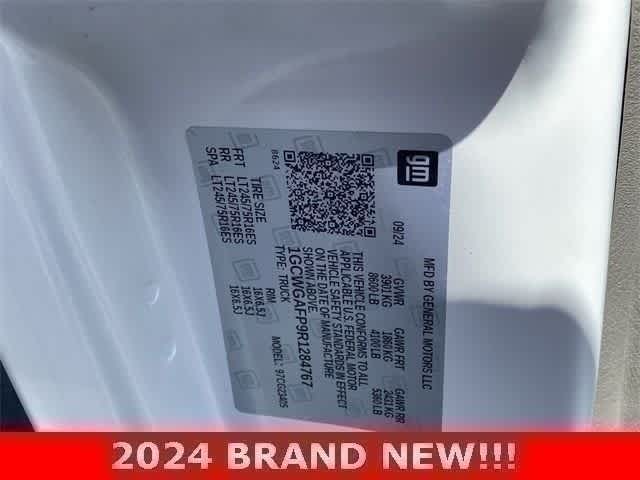 2024 Chevrolet Express Cargo Work Van - Photo 30