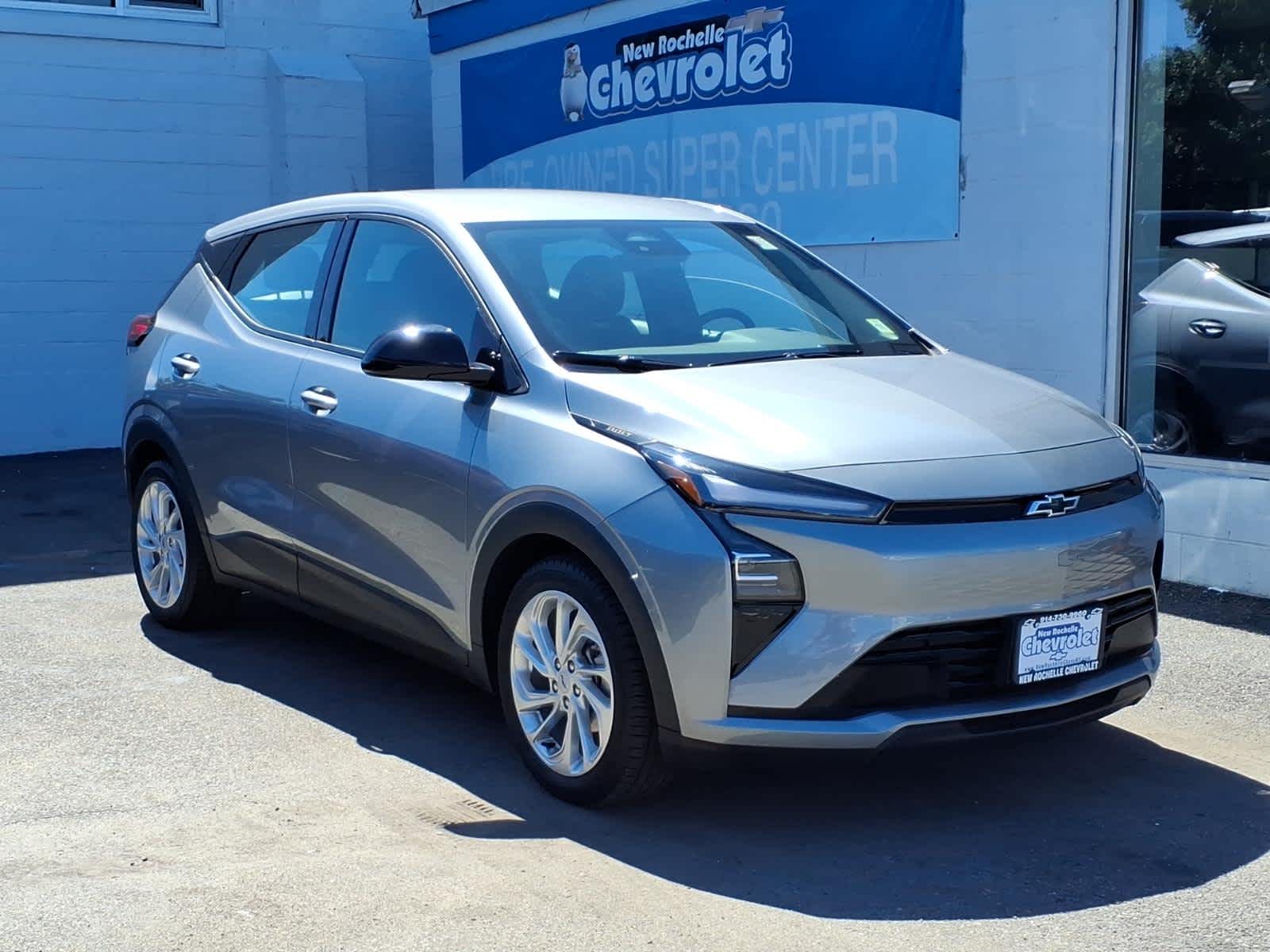 Used 2027 Chevrolet Bolt LT with VIN 1G1FY6EV3VF102819 for sale in New Rochelle, NY