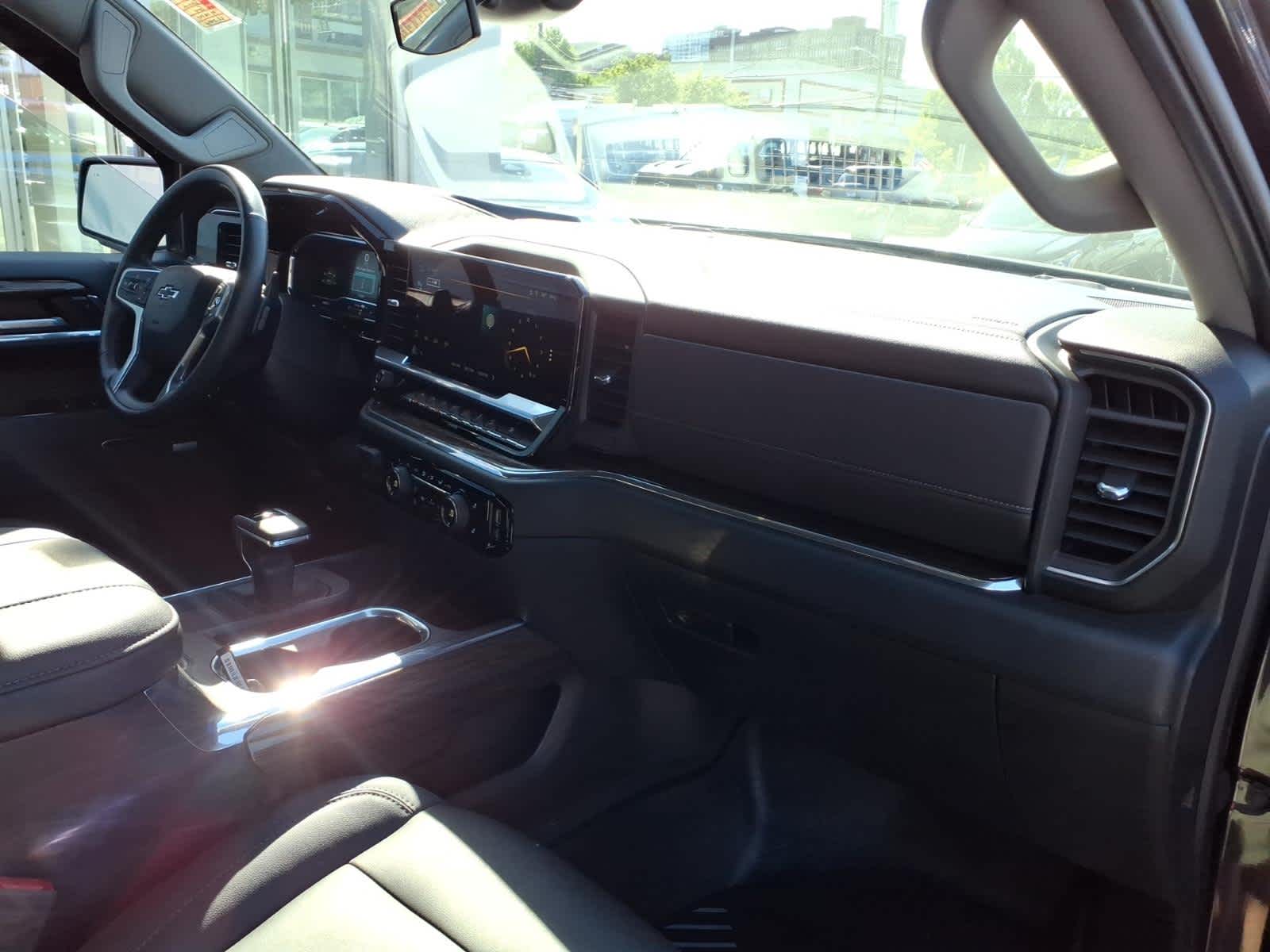2023 Chevrolet Silverado 1500 RST - Photo 21
