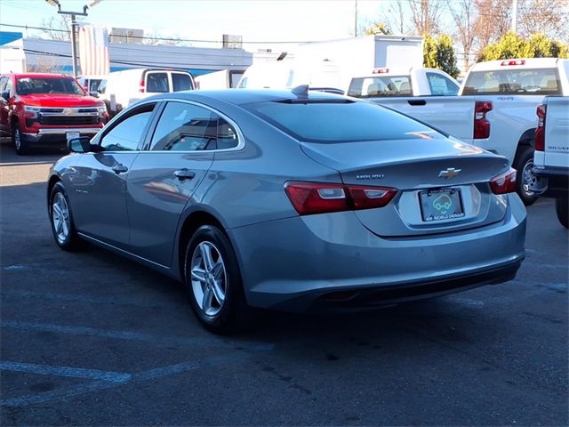 2024 Chevrolet Malibu 1LT photo 4