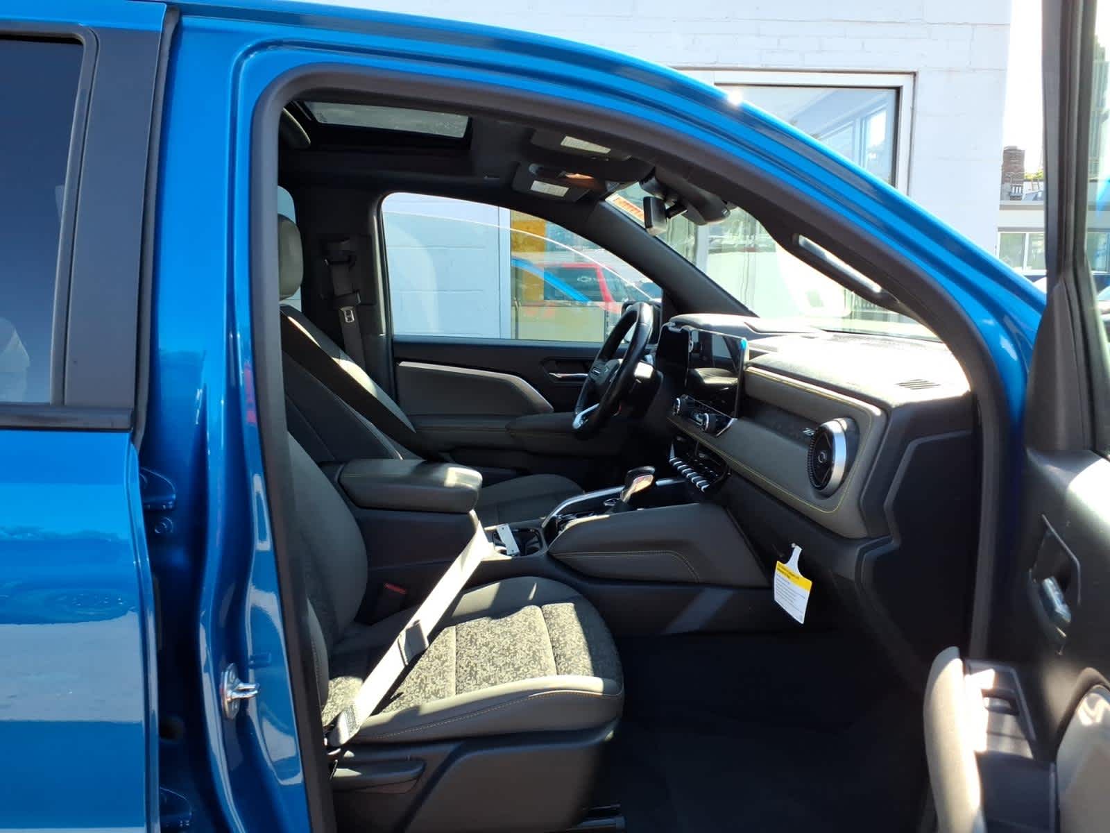 2024 Chevrolet Colorado ZR2 - Photo 20