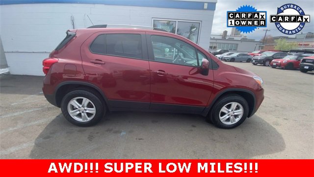 Used 2022 Chevrolet Trax LT with VIN KL7CJPSM2NB529882 for sale in New Rochelle, NY