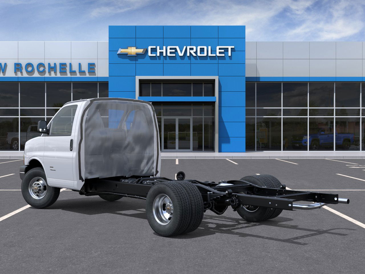 2025 Chevrolet Express Cutaway 3500 photo 3