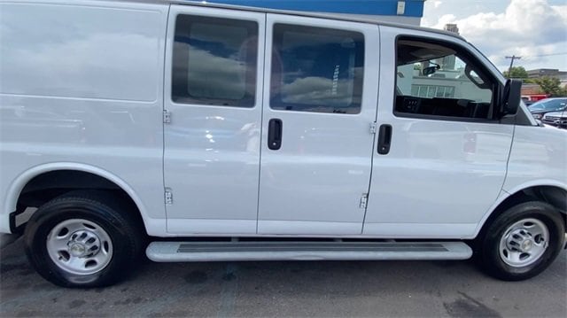 Used 2022 Chevrolet Express Cargo Work Van with VIN 1GCWGAFPXN1171727 for sale in New Rochelle, NY