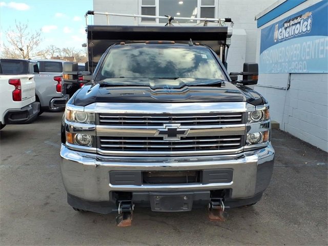 2016 Chevrolet Silverado 3500HD Work Truck photo 2