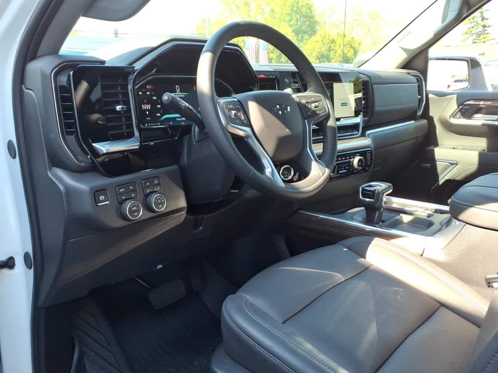 2026 Chevrolet Silverado 1500 LT Trail Boss - Photo 10