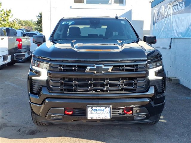 2022 Chevrolet Silverado 1500 RST photo 2