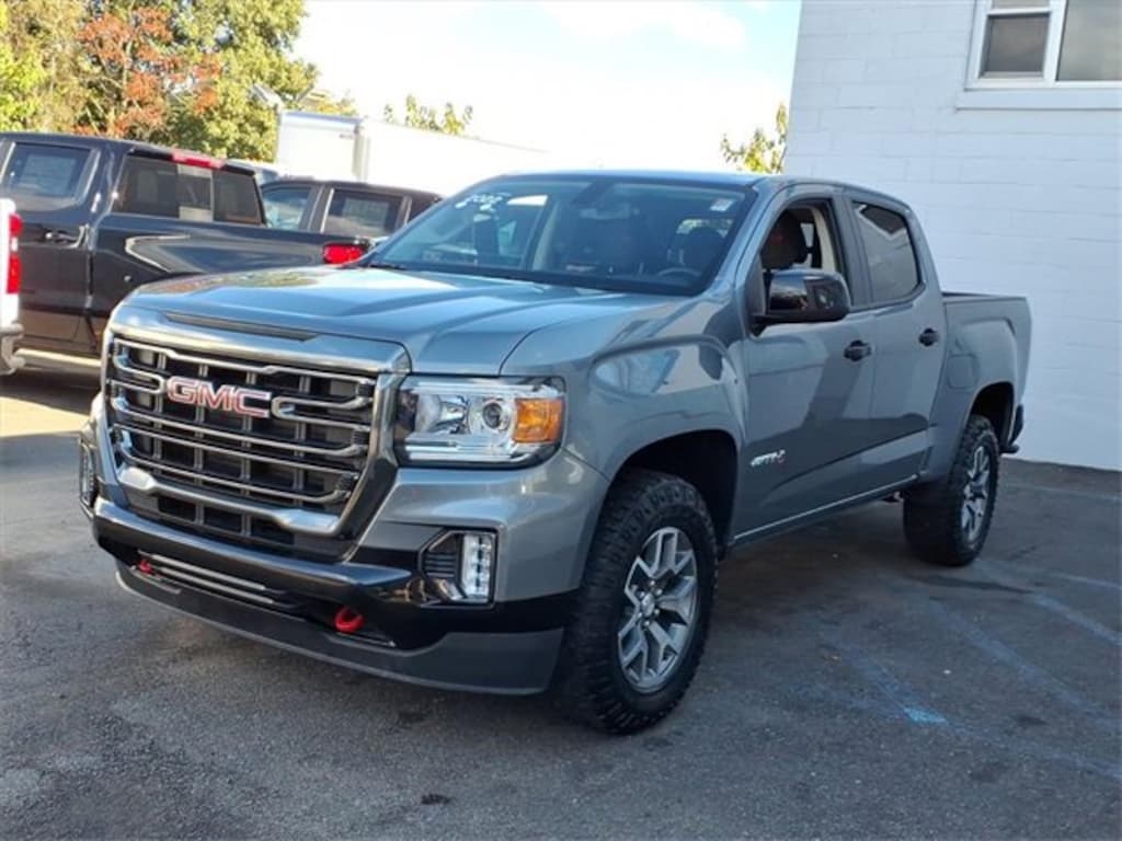 Used 2022 GMC Canyon AT4 - Cloth Truck