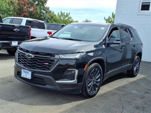 2023 Chevrolet Traverse RS photo 3