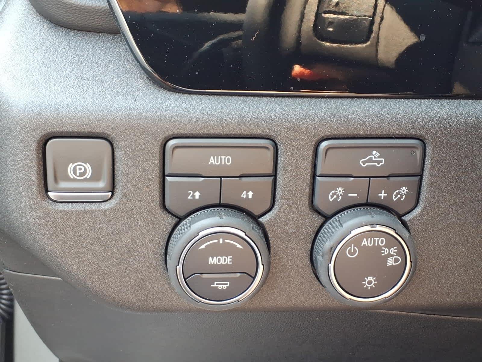 2024 Chevrolet Silverado 1500 LT - Photo 11