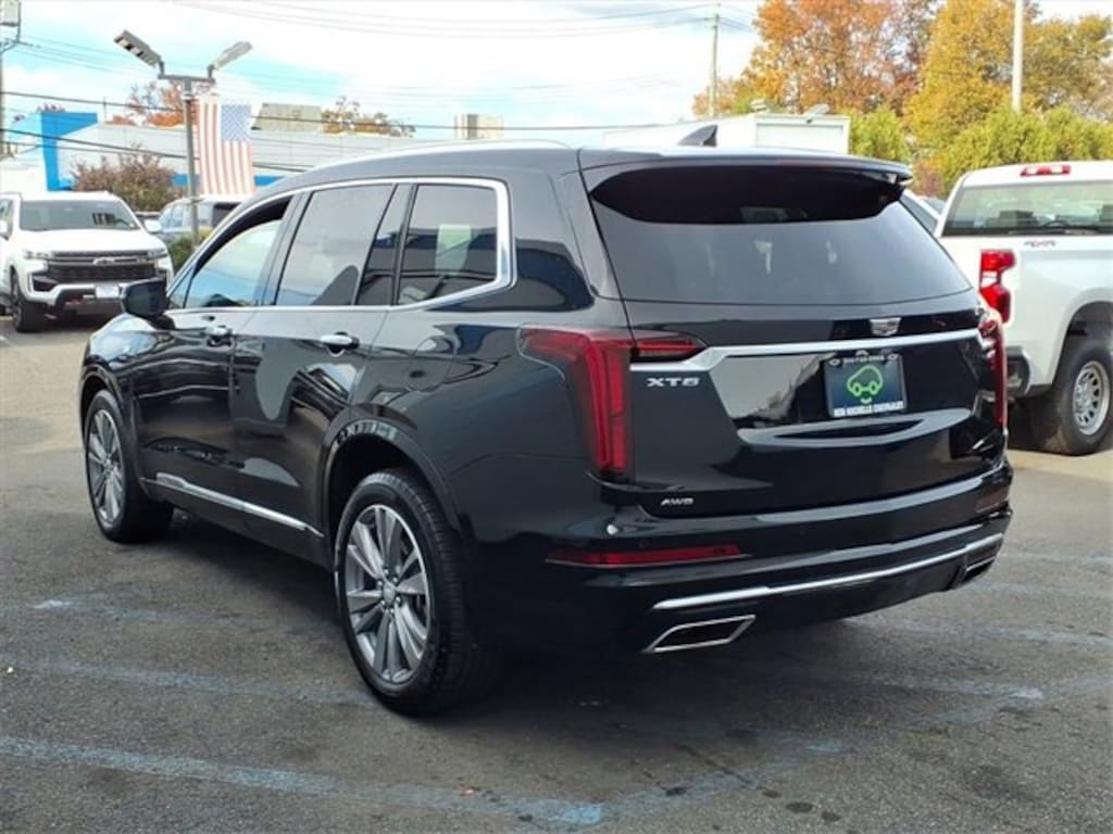 Used 2025 CADILLAC XT6 Premium Luxury SUV